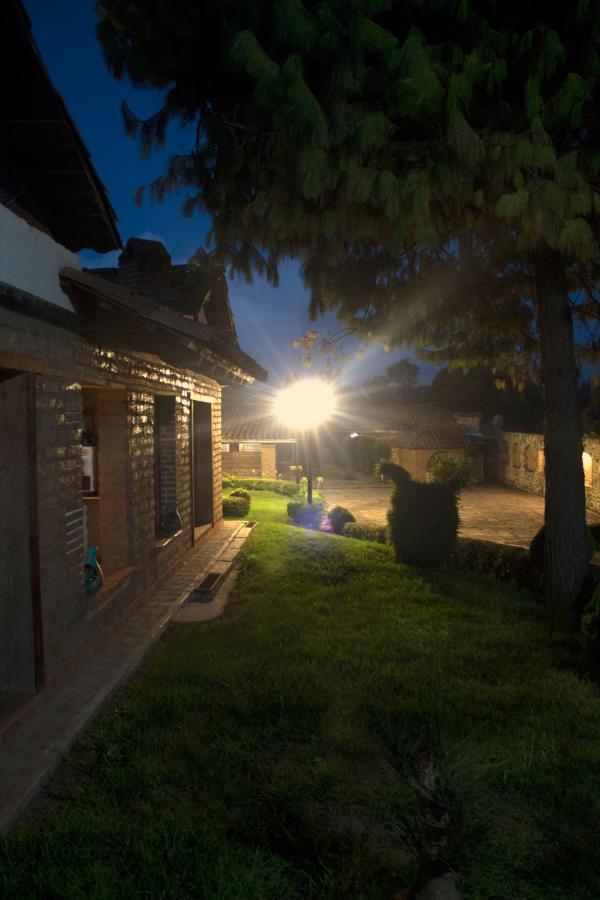 Quinta Maria Bonita Hotel ซากัตลัน ภายนอก รูปภาพ